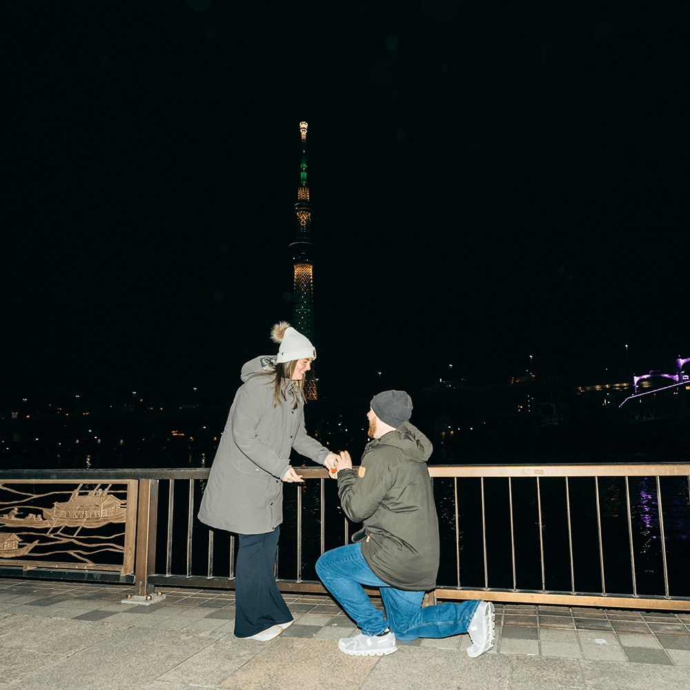 surprise proposal photography at Tokyo